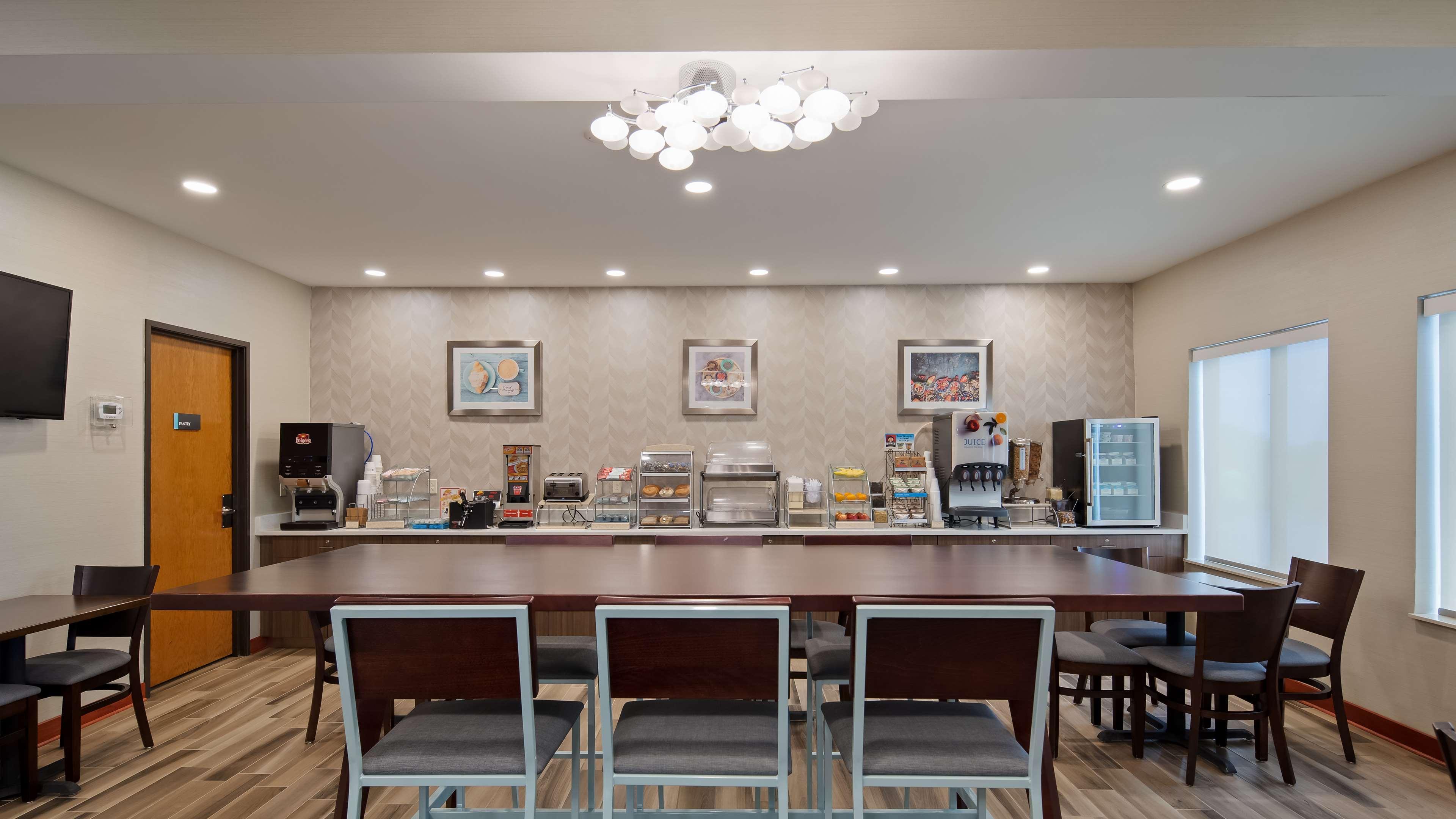 Best Western Hartford Hotel And Suites Exteriér fotografie