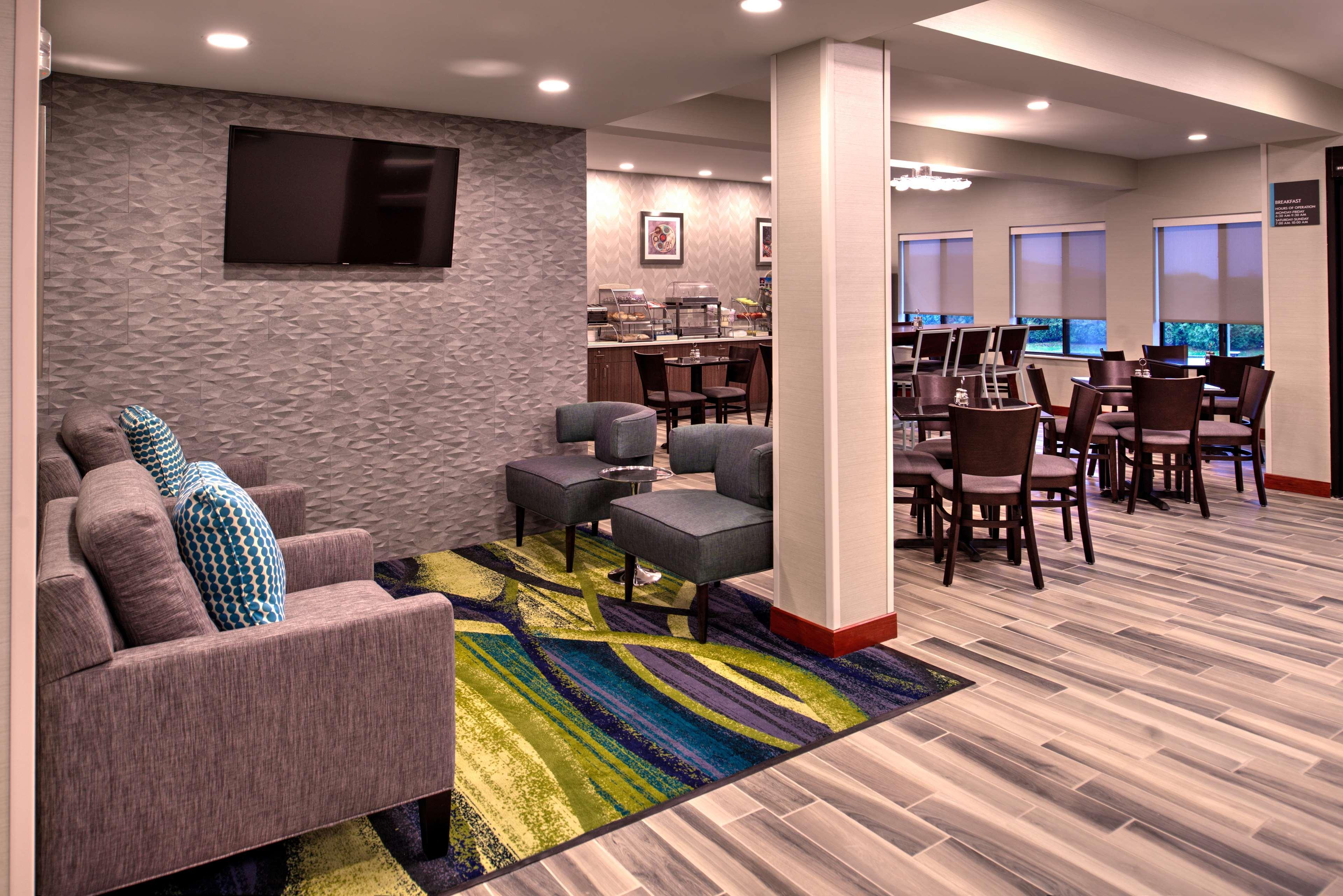 Best Western Hartford Hotel And Suites Exteriér fotografie