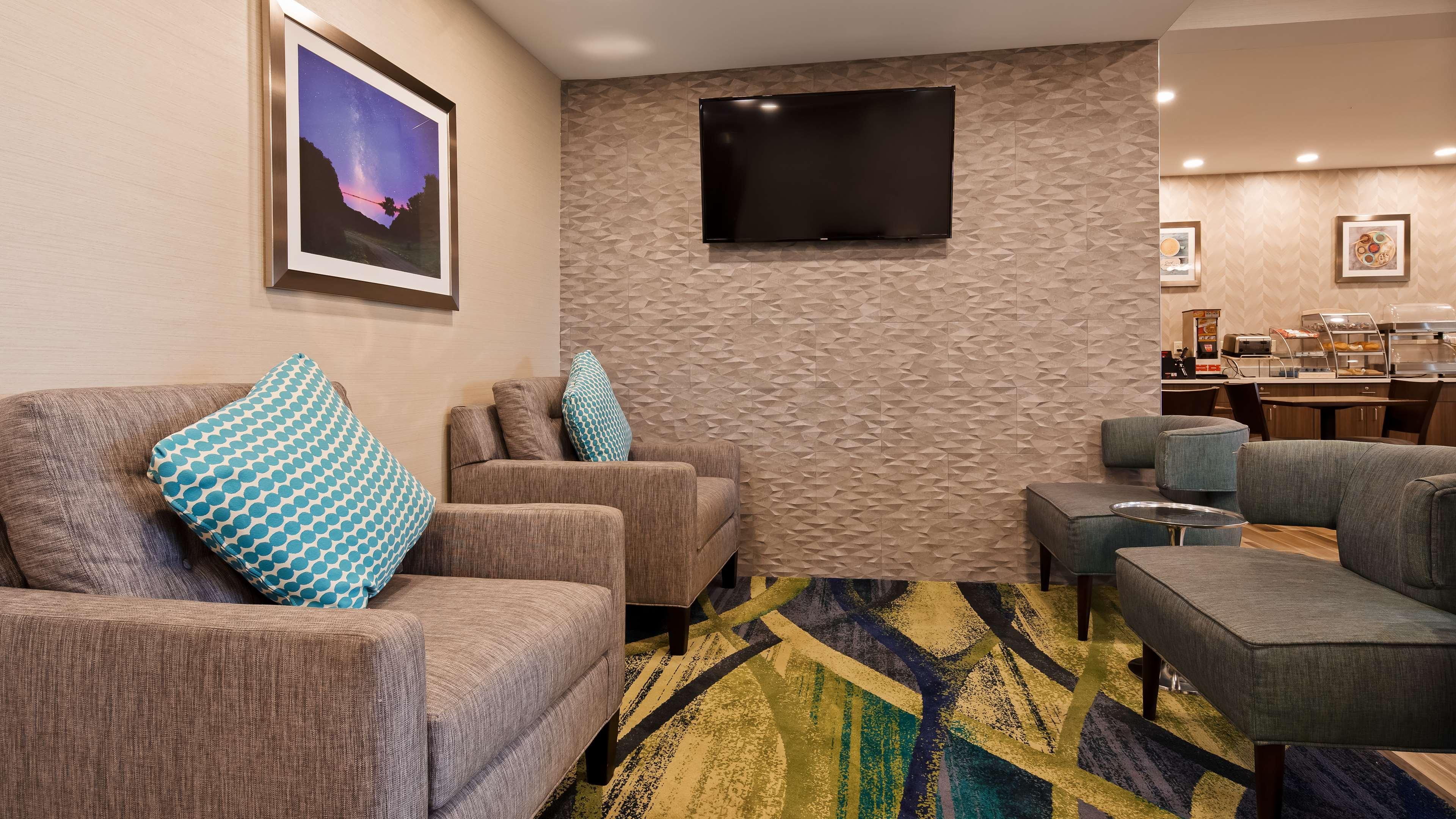 Best Western Hartford Hotel And Suites Exteriér fotografie