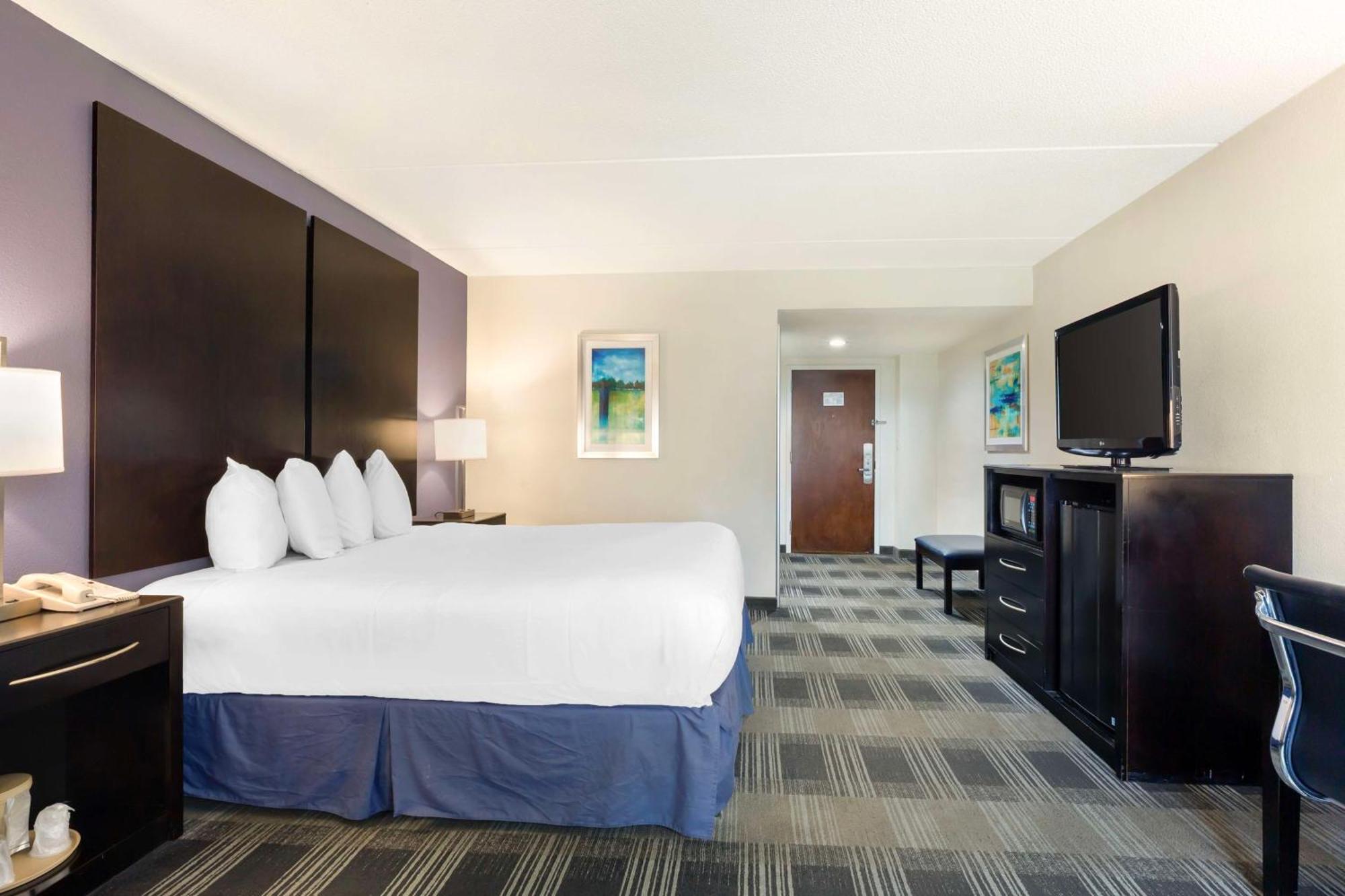 Best Western Hartford Hotel And Suites Exteriér fotografie