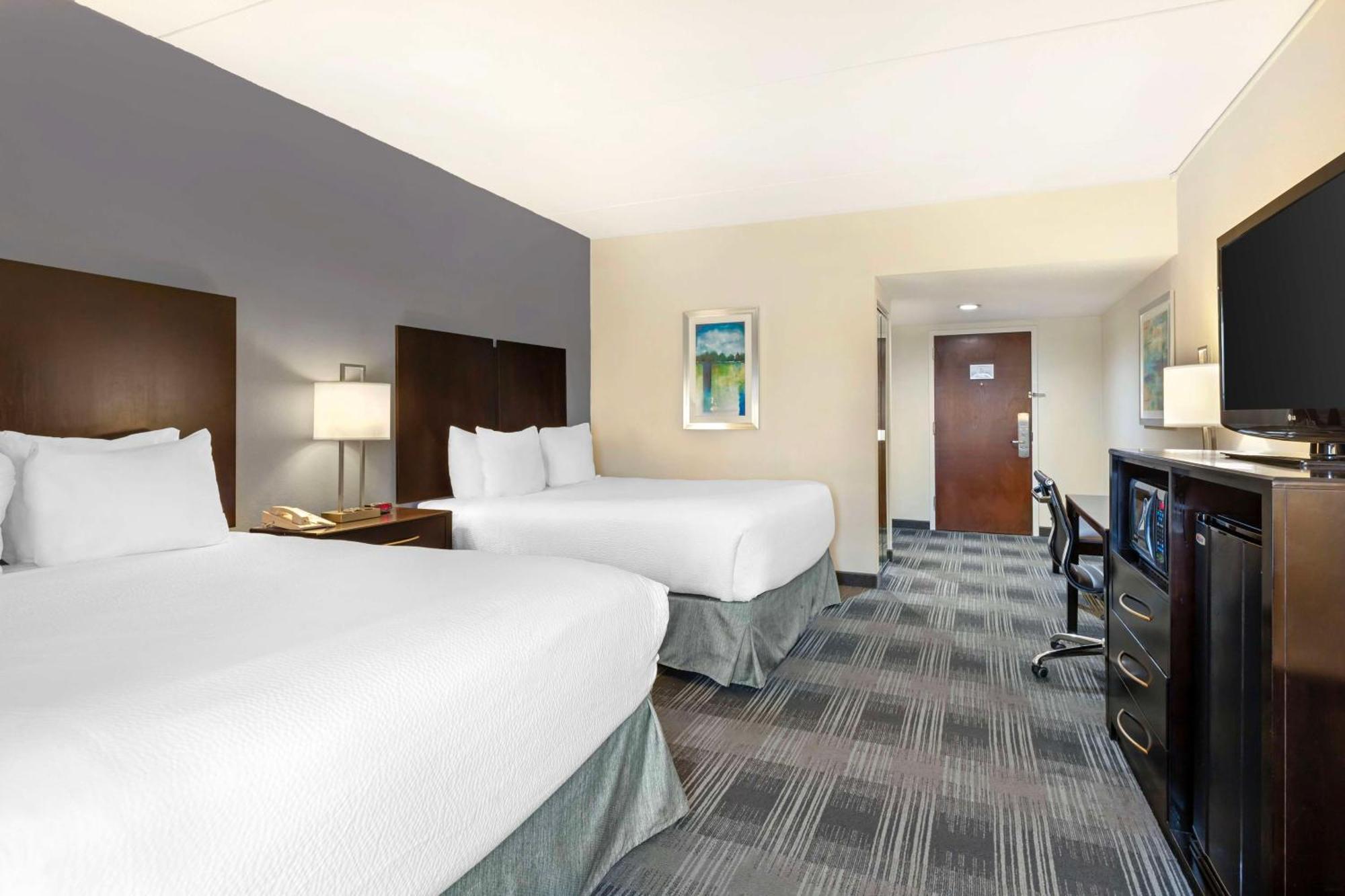 Best Western Hartford Hotel And Suites Exteriér fotografie