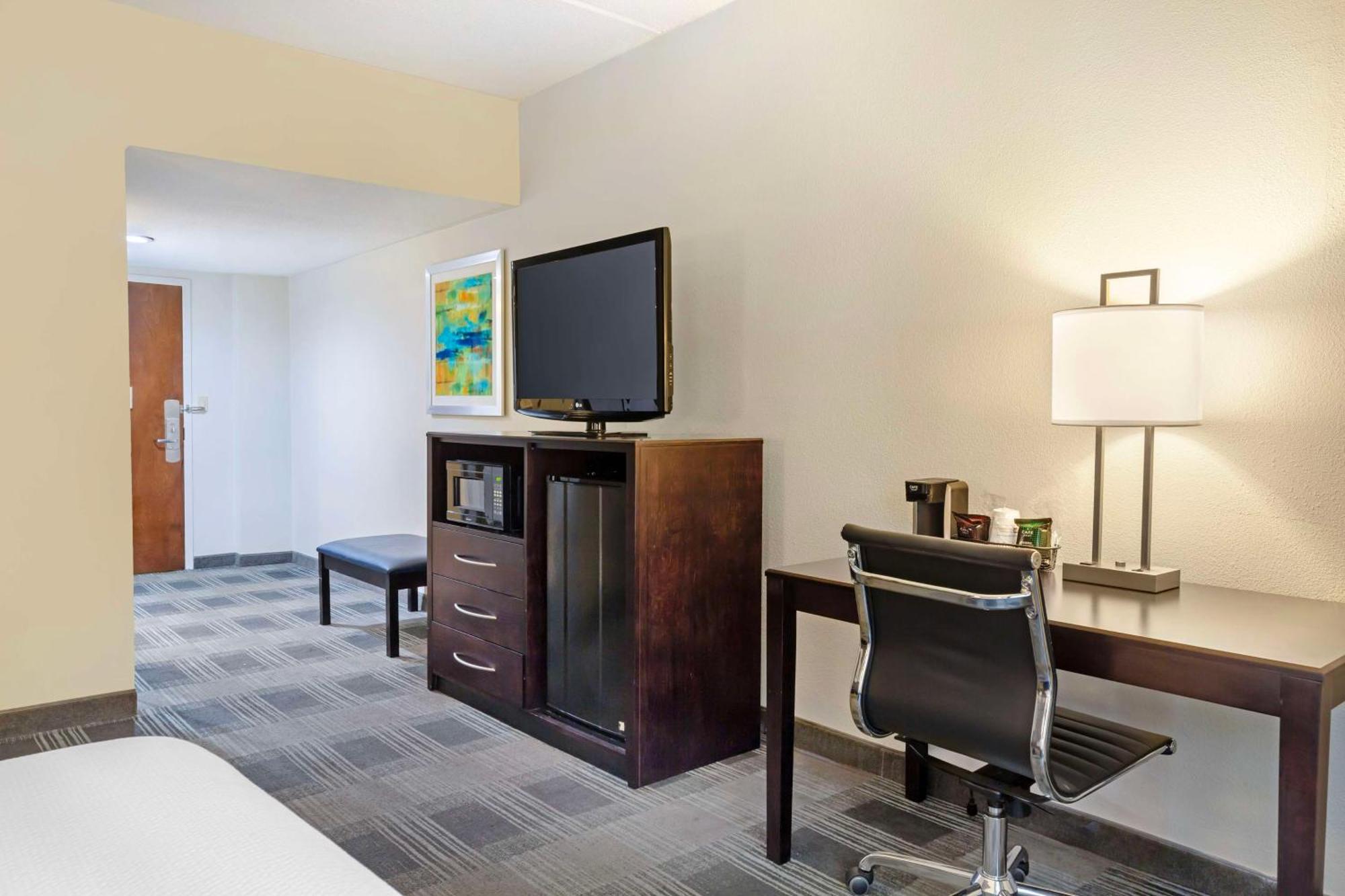 Best Western Hartford Hotel And Suites Exteriér fotografie